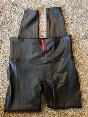 Spanx Faux Leather leggings